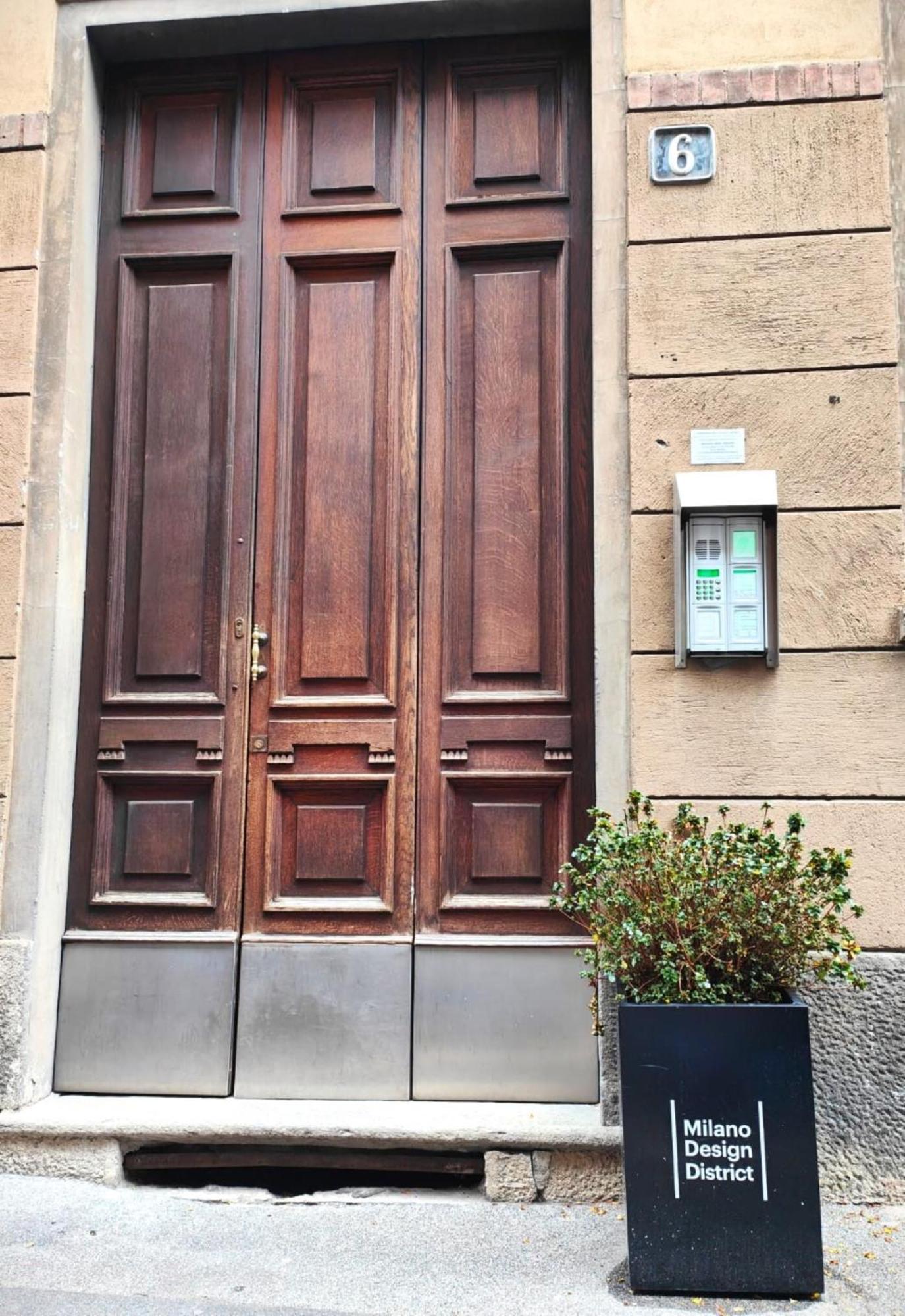 Hotel B And G San Babila- Luxury In The Heart Of Milano - Design District Zewnętrze zdjęcie